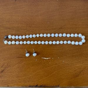 South Sea Pearls Necklace & Earrings